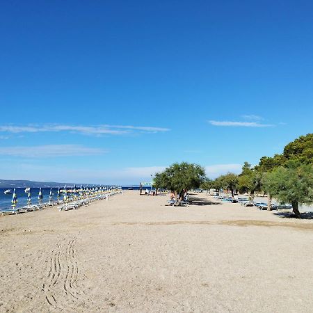 Ferienwohnung Am Sandstrand Оміш Екстер'єр фото