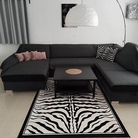 Ferienwohnung Am Sandstrand Оміш Екстер'єр фото